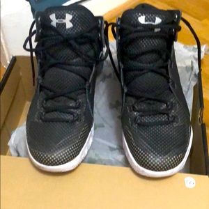 Black n grey women basketball sneakers